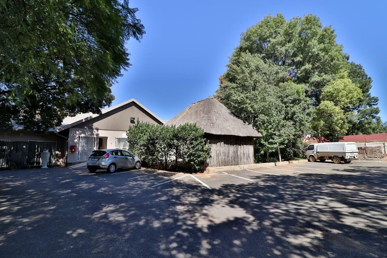 Fin And Feather Guest Lodge Boksburg Exterior foto